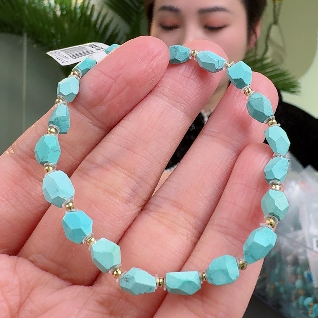 绿松石珠宝奇石18K金镶嵌