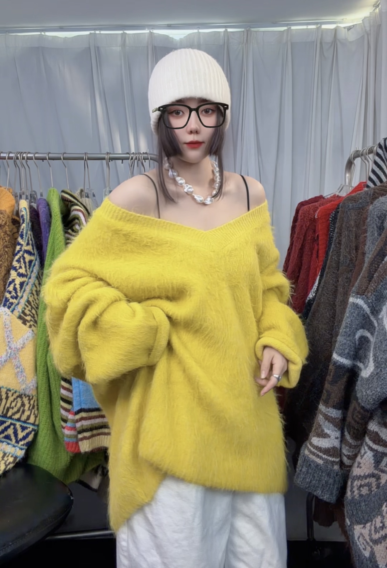 2025年秋冬新品 V领超软拉毛毛感纯色慵懒风时尚套头毛衣