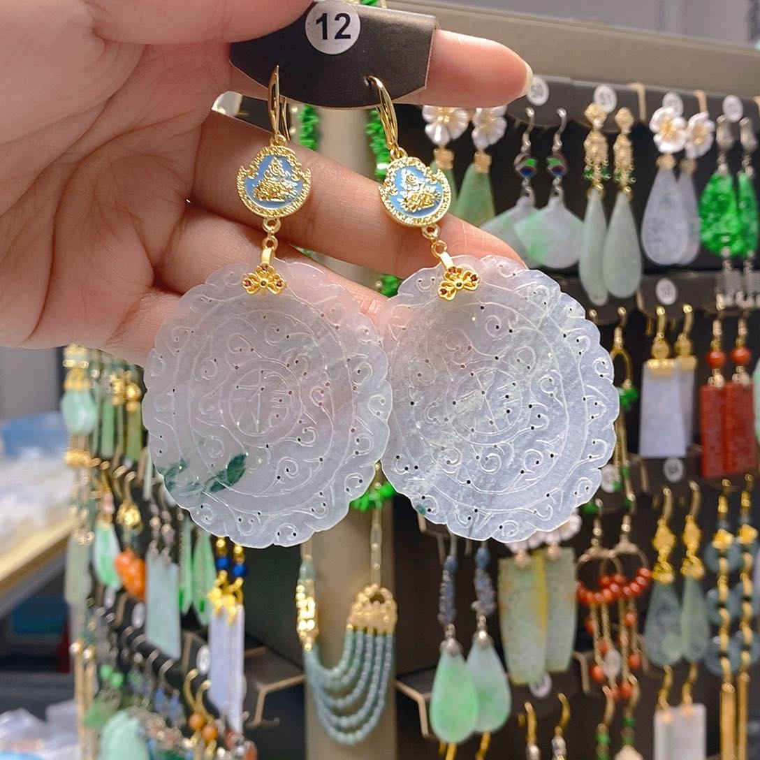 未镶嵌翡翠耳饰翡翠