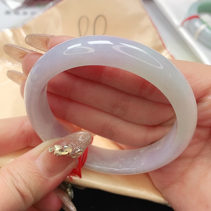 翡翠手镯未镶嵌阿**妮缅甸天然A货翡翠