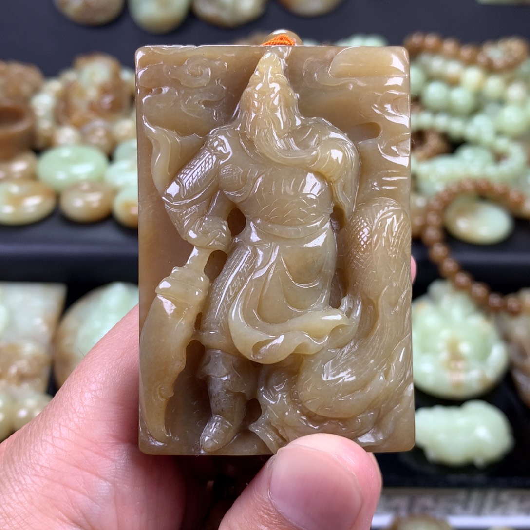 努***斗和田玉未镶嵌颈饰