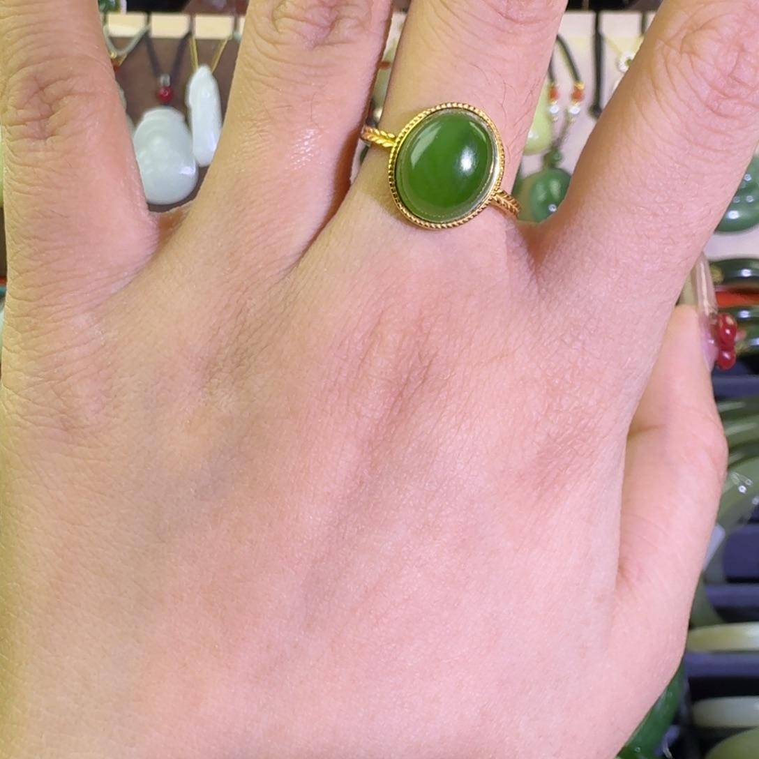 和田玉未镶嵌戒指