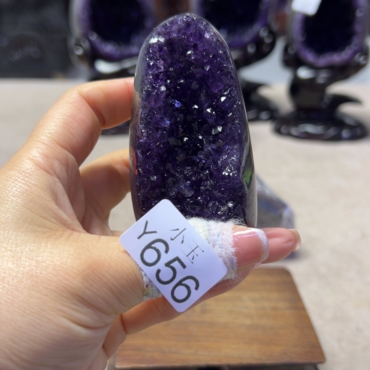 大型摆件（非配饰）未镶嵌水晶