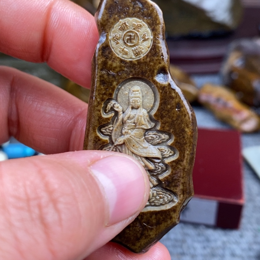 【闪购商品】原石雕刻手把件