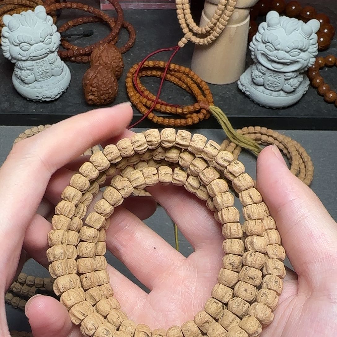 S***^柏香籽/百香籽手串深坑多棱