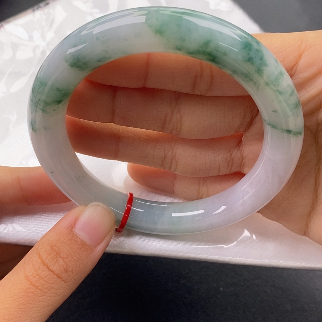 翡翠未镶嵌手镯（圆镯）60圈