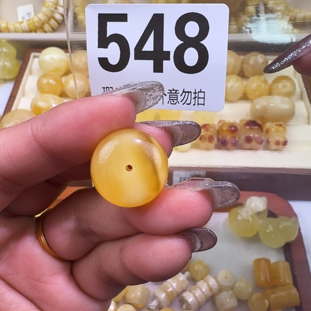 琥珀未镶嵌裸石18.4×13m   质检加10