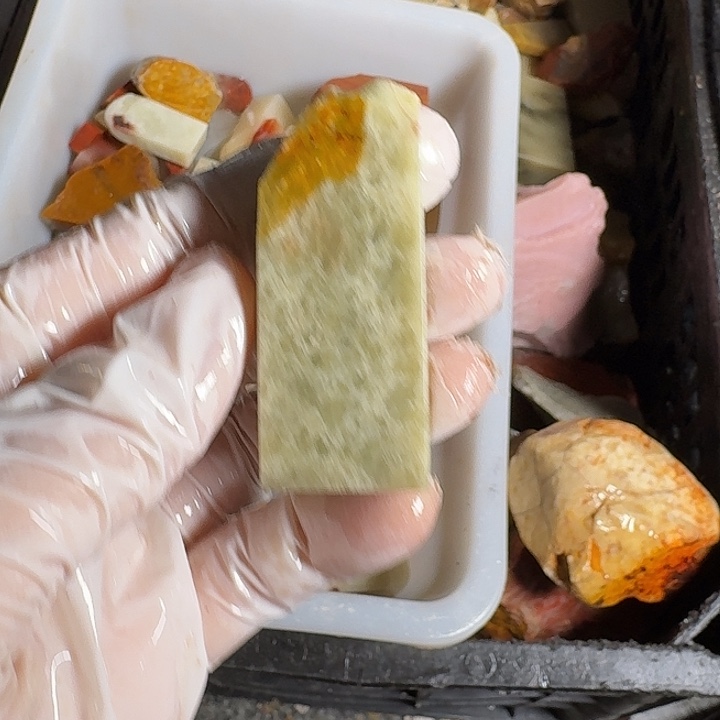 天***天寿山石寿山石的颜色