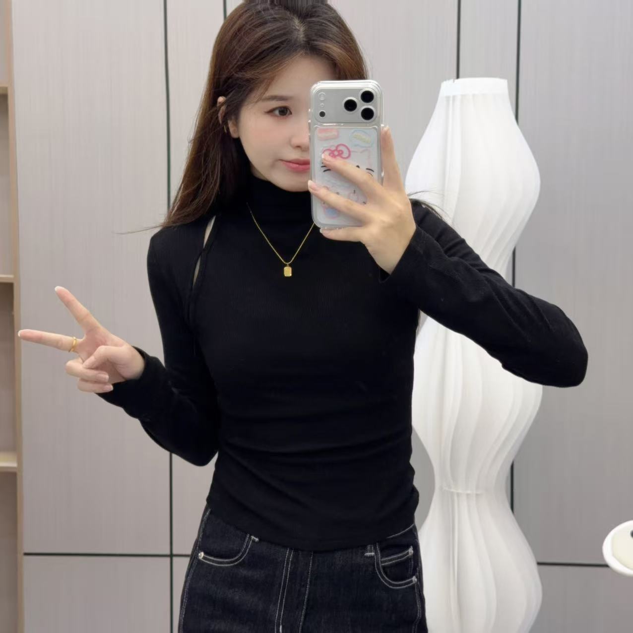 1018秋冬新款韩版纯色高领镂空设计感修身打底衫显瘦长袖短款