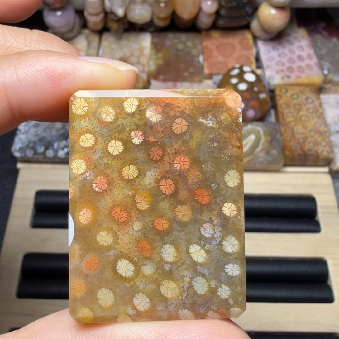 硅化玉未镶嵌莫奈的小花园