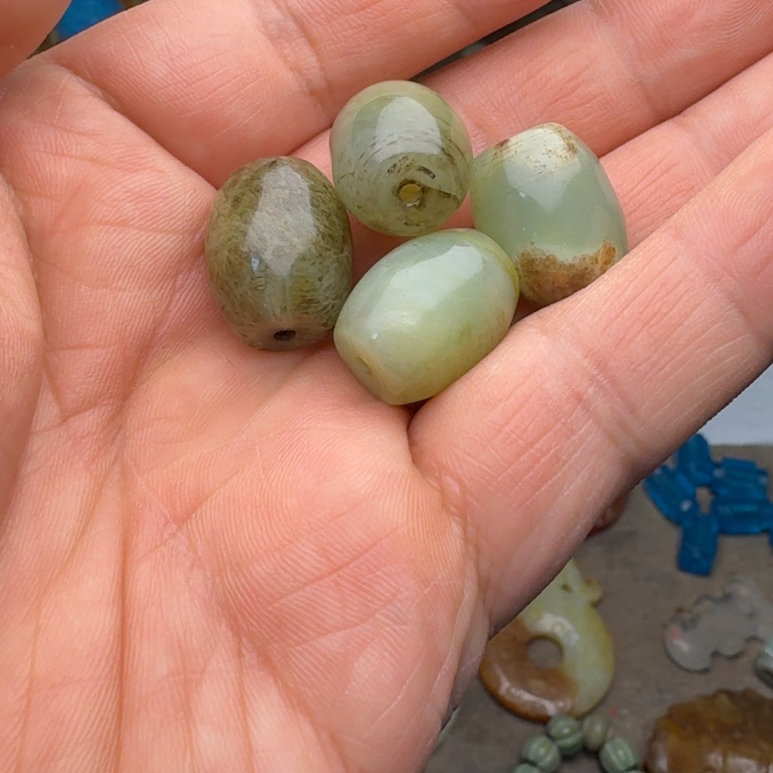 和田玉（糖玉）未镶嵌挂件