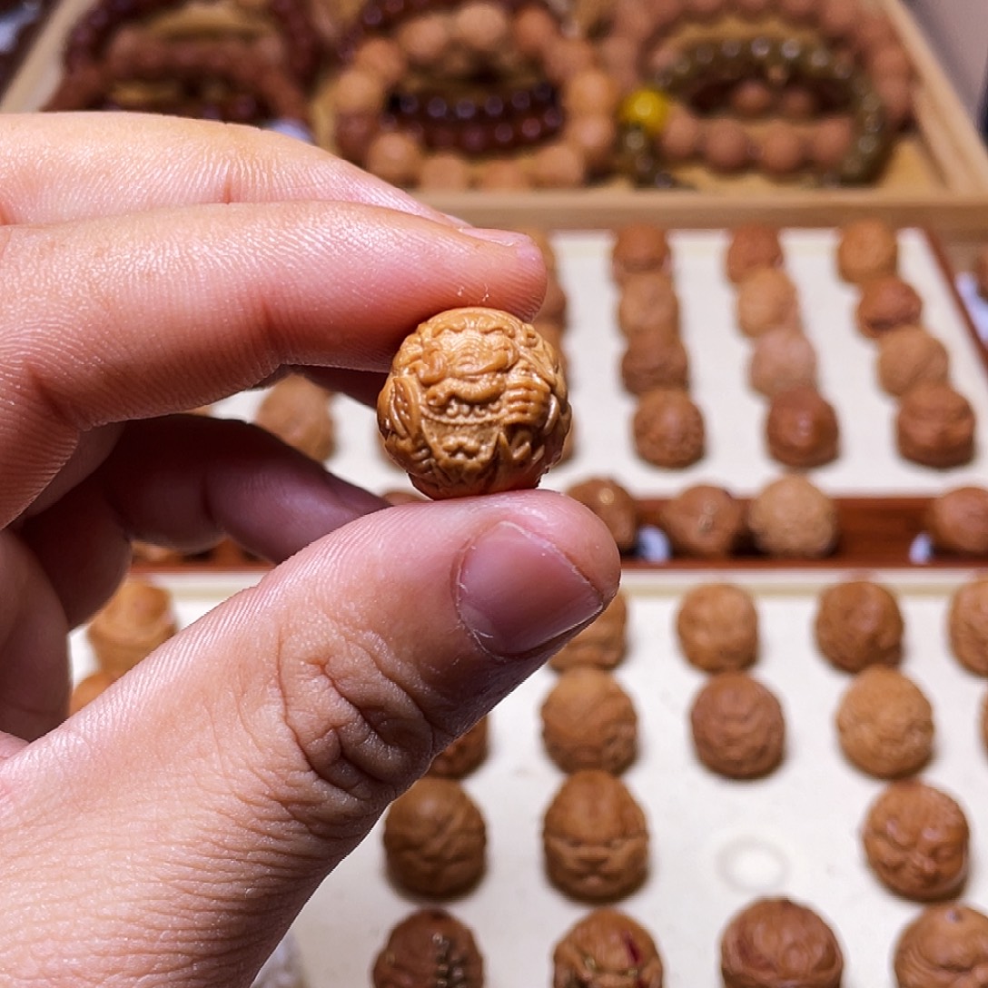 梦***飞猴头核桃吊坠16左右猴头核桃象神