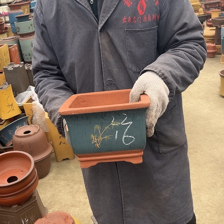 紫砂紫砂花盆和小