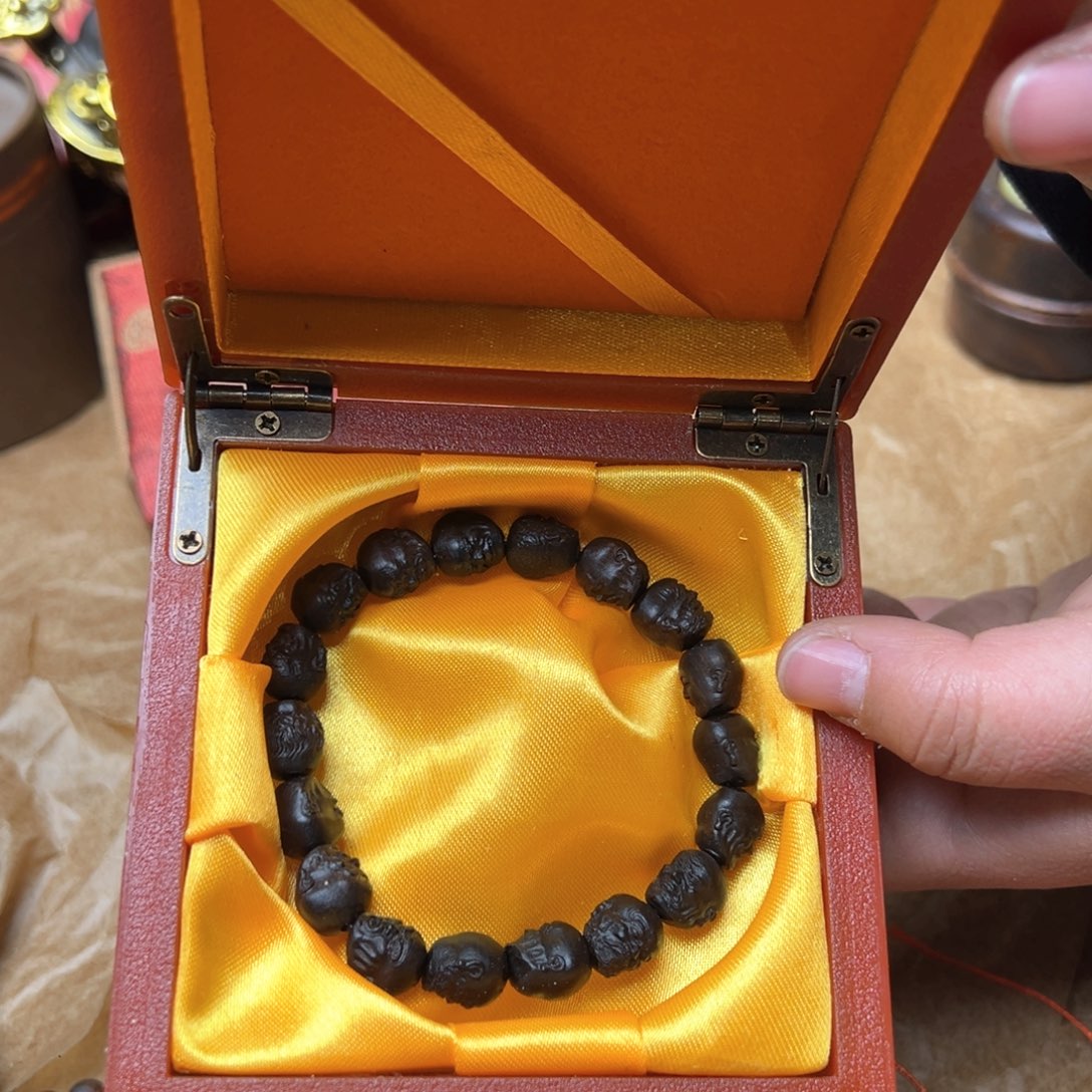 滴血莲花菩提吊坠