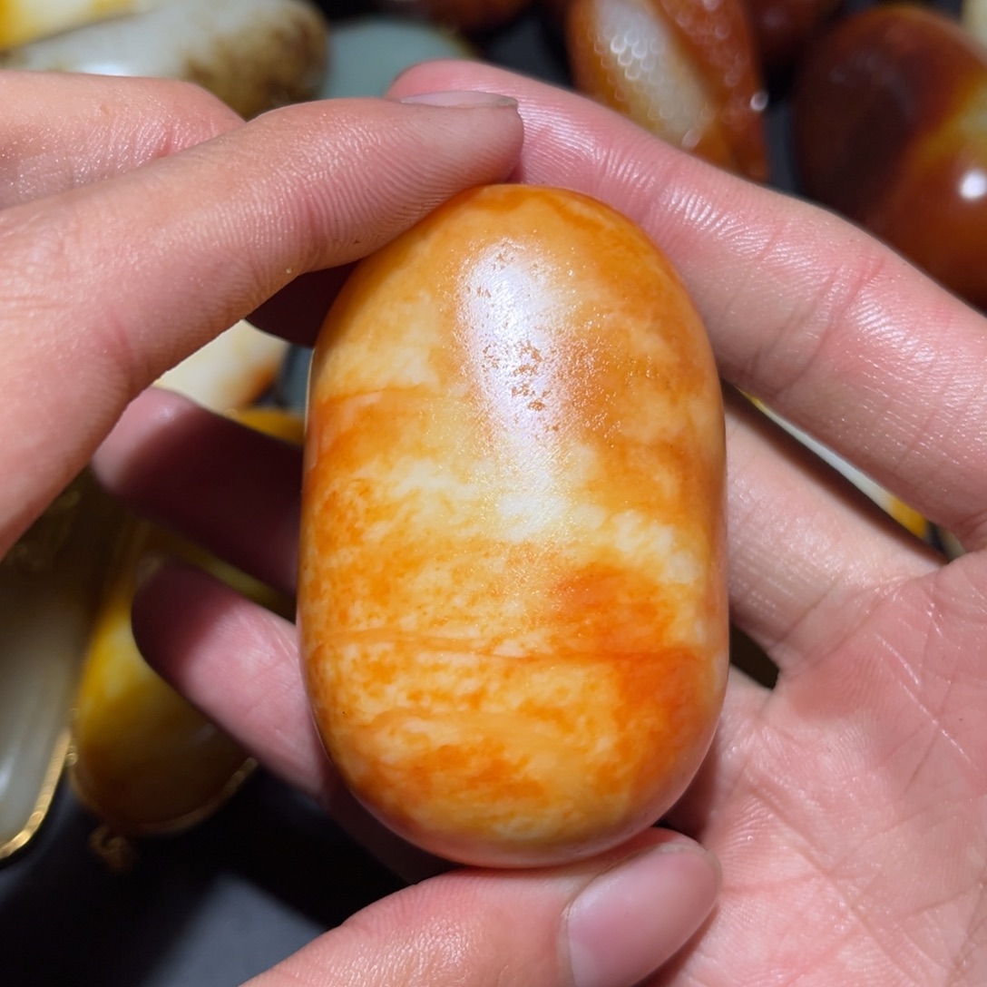 和田玉未镶嵌珠宝奇石