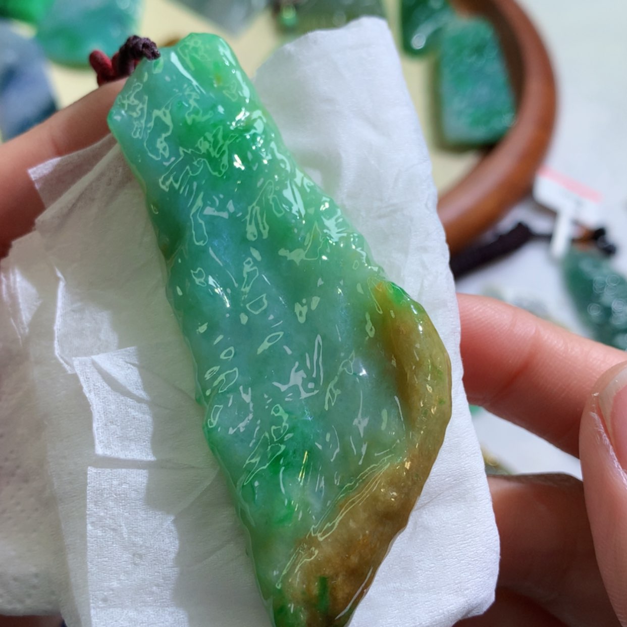 【闪购商品】翡翠吊坠(不含链)未镶嵌 2620