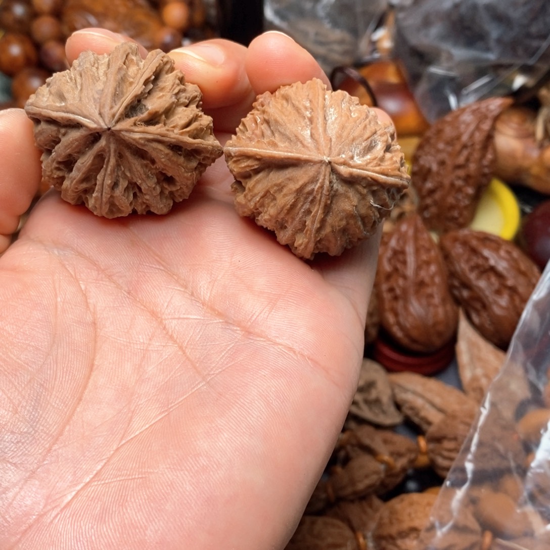 心***凉文玩核桃吊坠核桃38