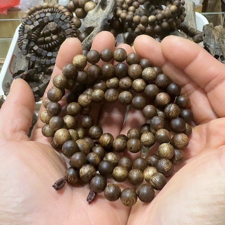 沉香手串感**心定制多圈圆珠手串