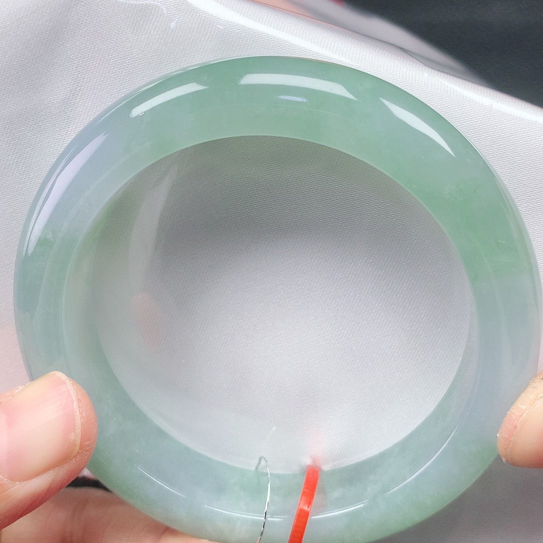 翡翠手镯未镶嵌55+圈