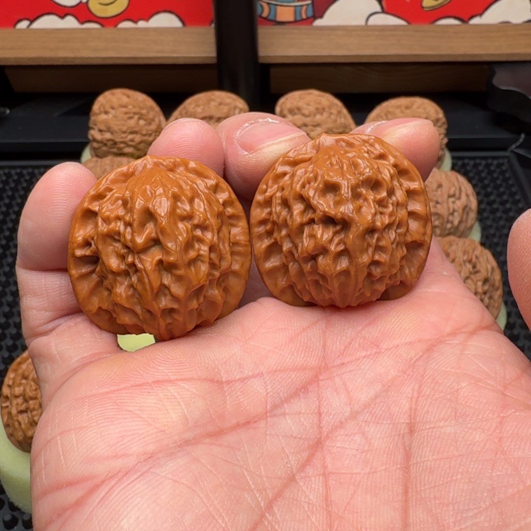 文玩核桃把件瓷娃娃37