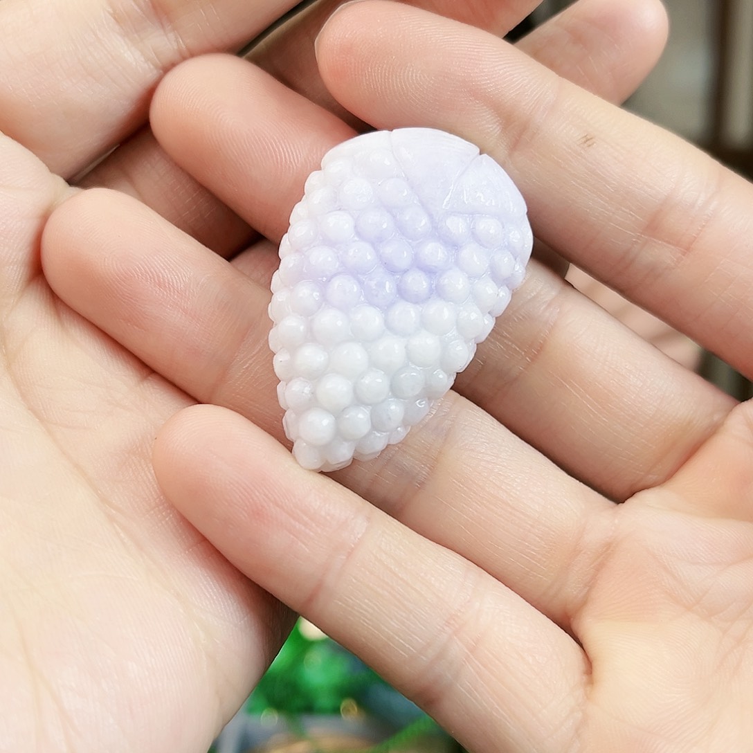 翡翠颈饰未镶嵌吊坠