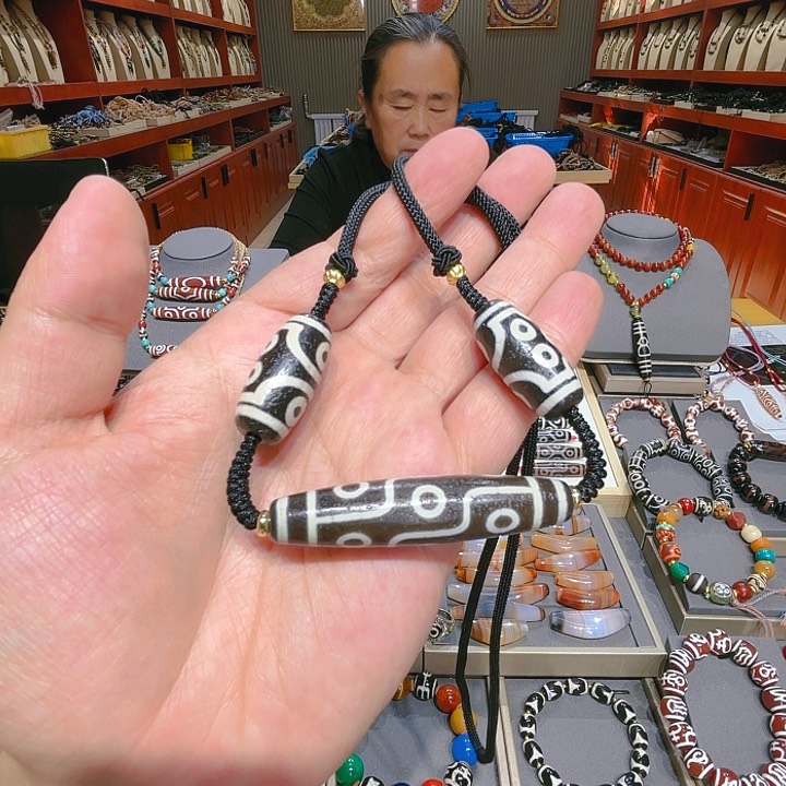 未镶嵌玛瑙/玉髓珠宝奇石