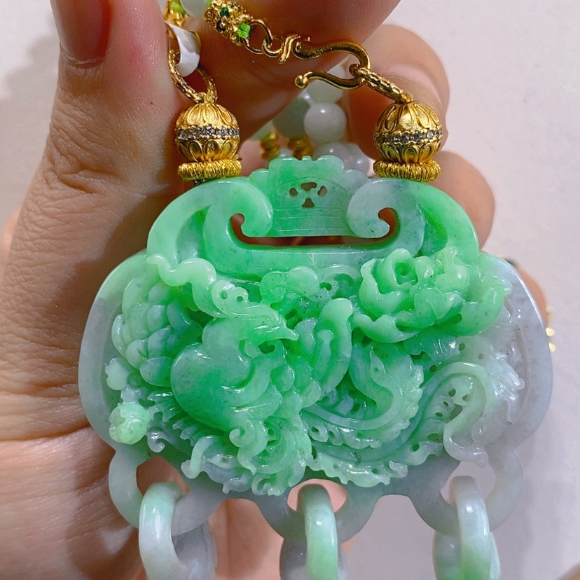 【闪购商品】颈饰未镶嵌翡翠