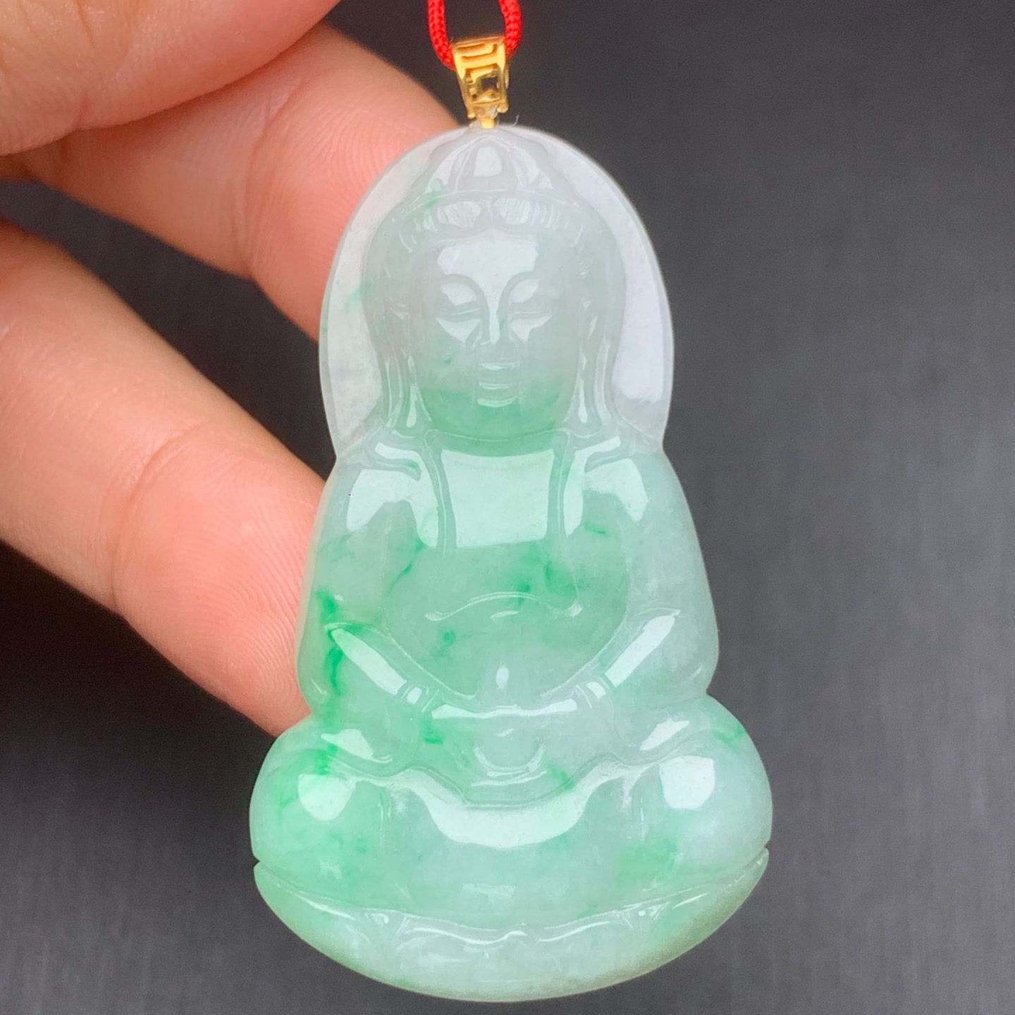 翡翠吊坠天然翡翠A货阳绿玉观音吊坠正品翡翠阳绿观音吊坠