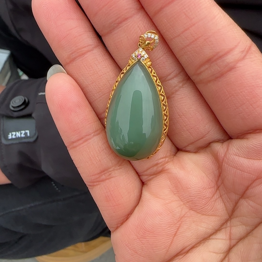 和田玉颈饰18K金镶嵌