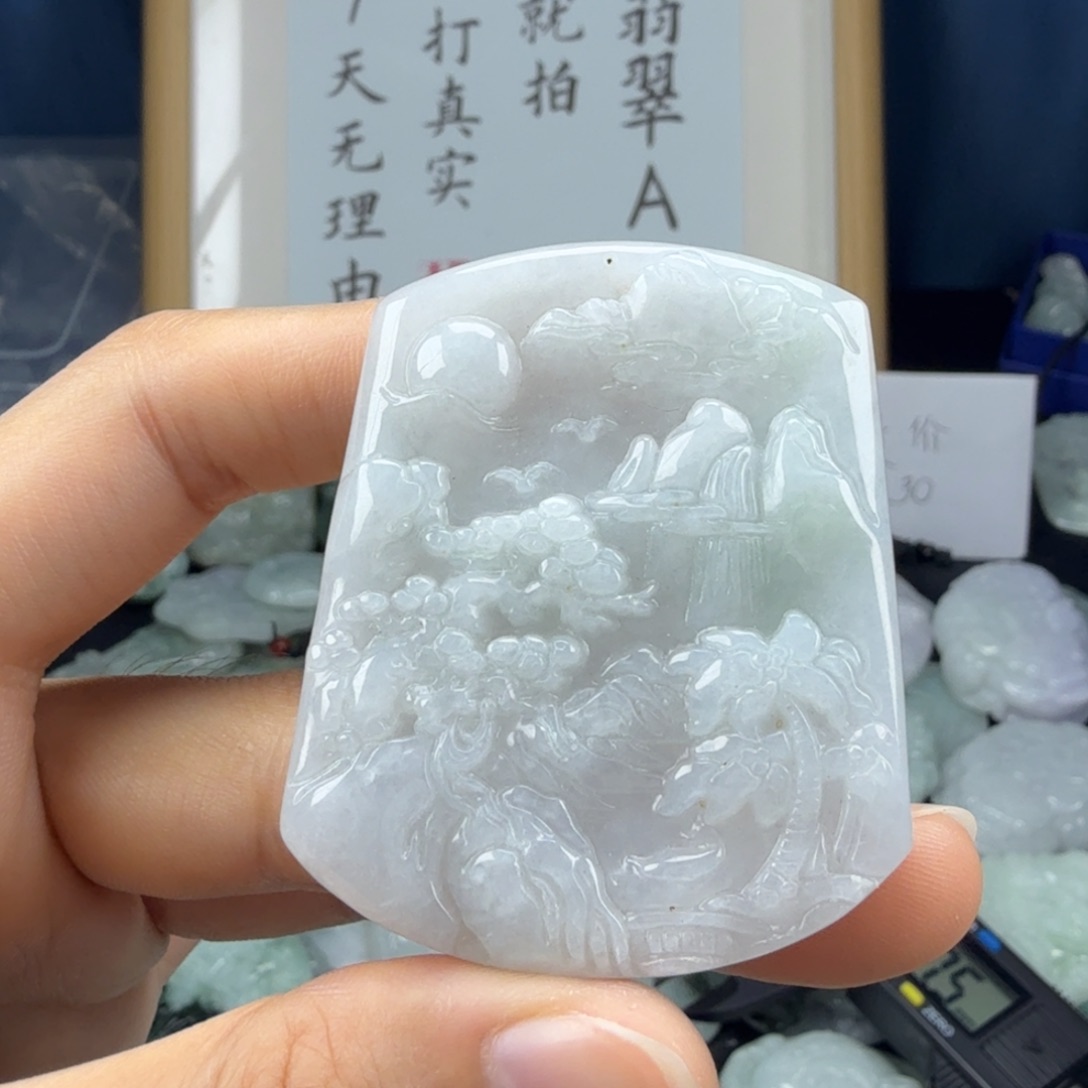 翡翠未镶嵌颈饰翡翠