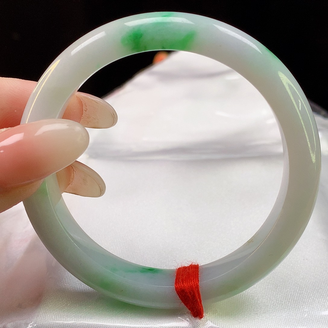 翡翠手镯未镶嵌天然翡翠8264