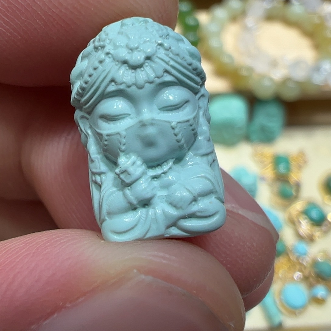 绿松石未镶嵌颈饰