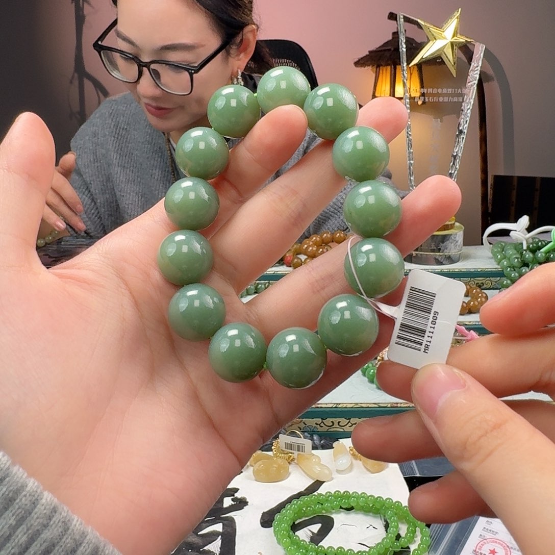 和田玉手串未镶嵌