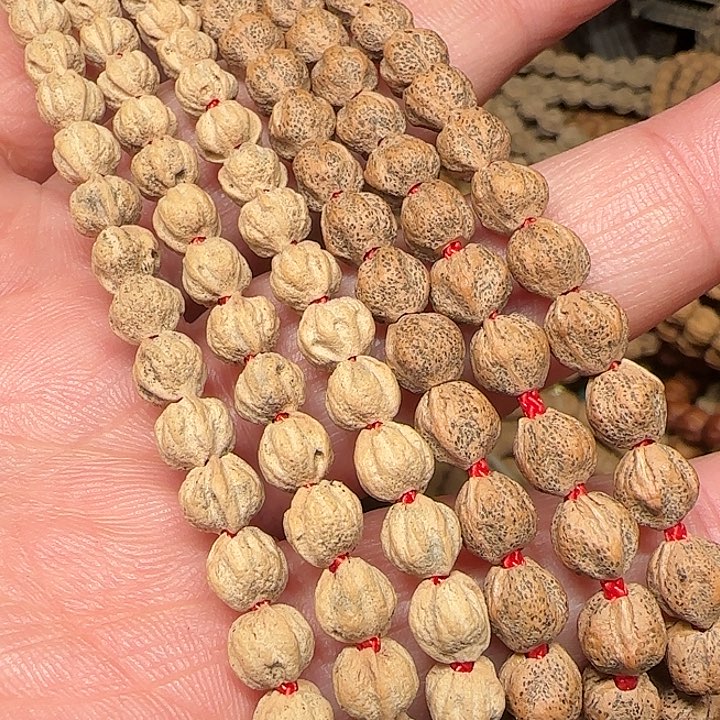 柏香籽/百香籽吊坠M***a