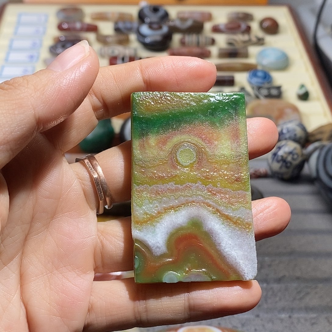 左***叶玛瑙/玉髓合金颈饰