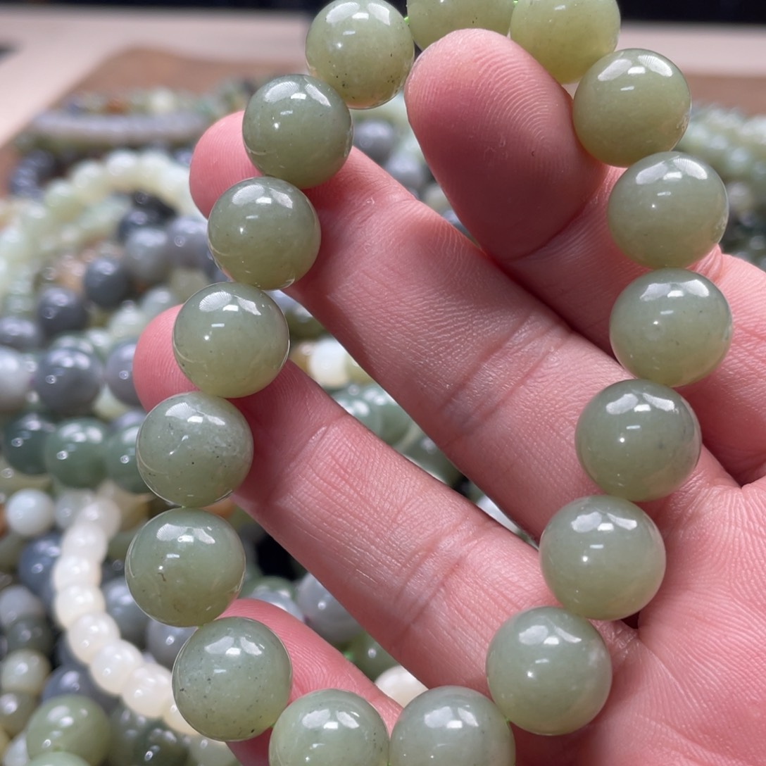 和田玉手链未镶嵌