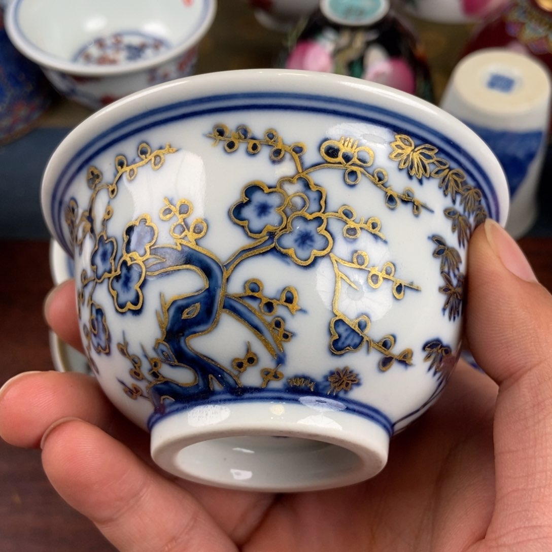 陶瓷艺术家的作品是一