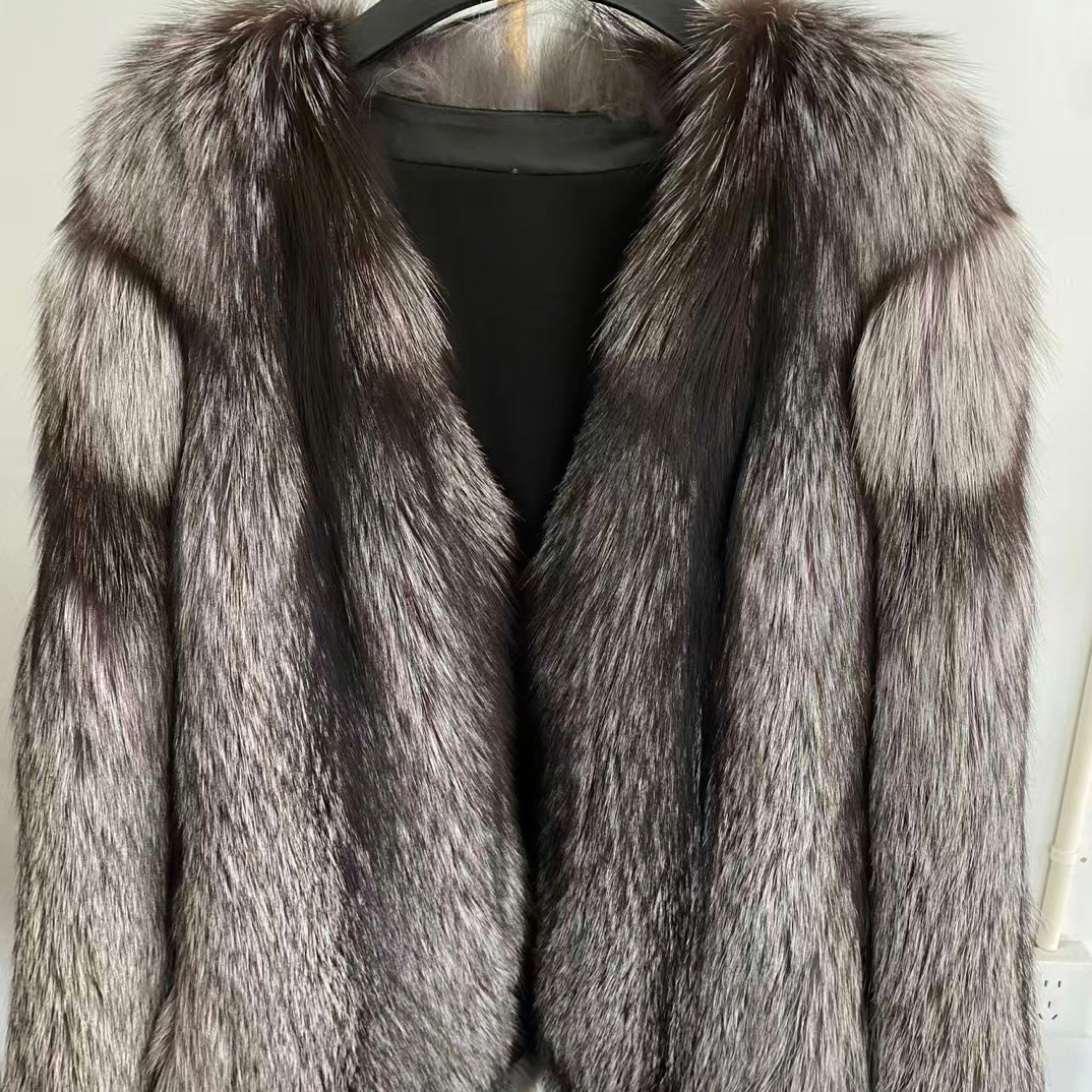 70长稀有整皮银狐毛皮草外套女短款韩版小个子年轻款毛毛大衣冬季