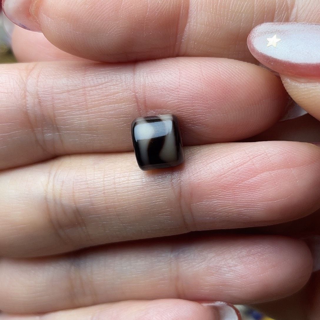 琉璃/树脂/塑料类