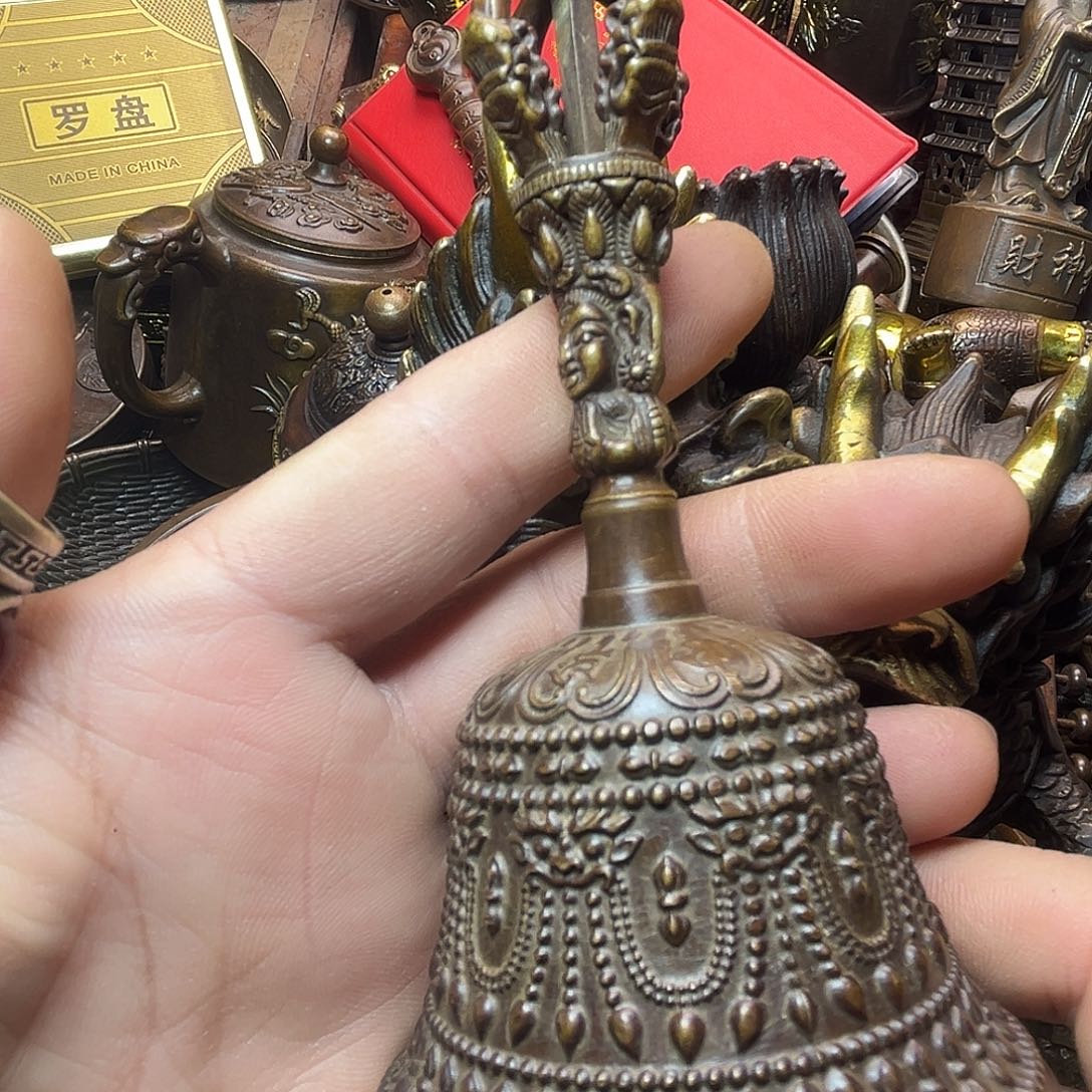 精美铜器收藏品等