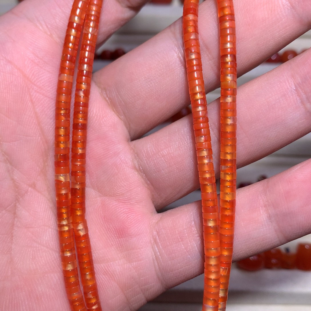 南红玛瑙未镶嵌药片长串