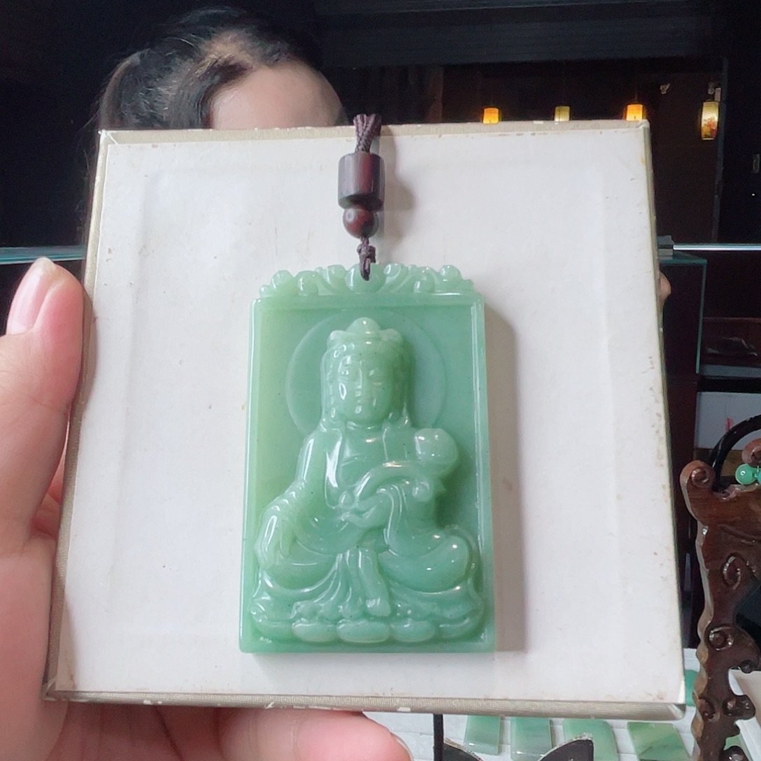 密玉（石英质玉）未镶嵌颈饰