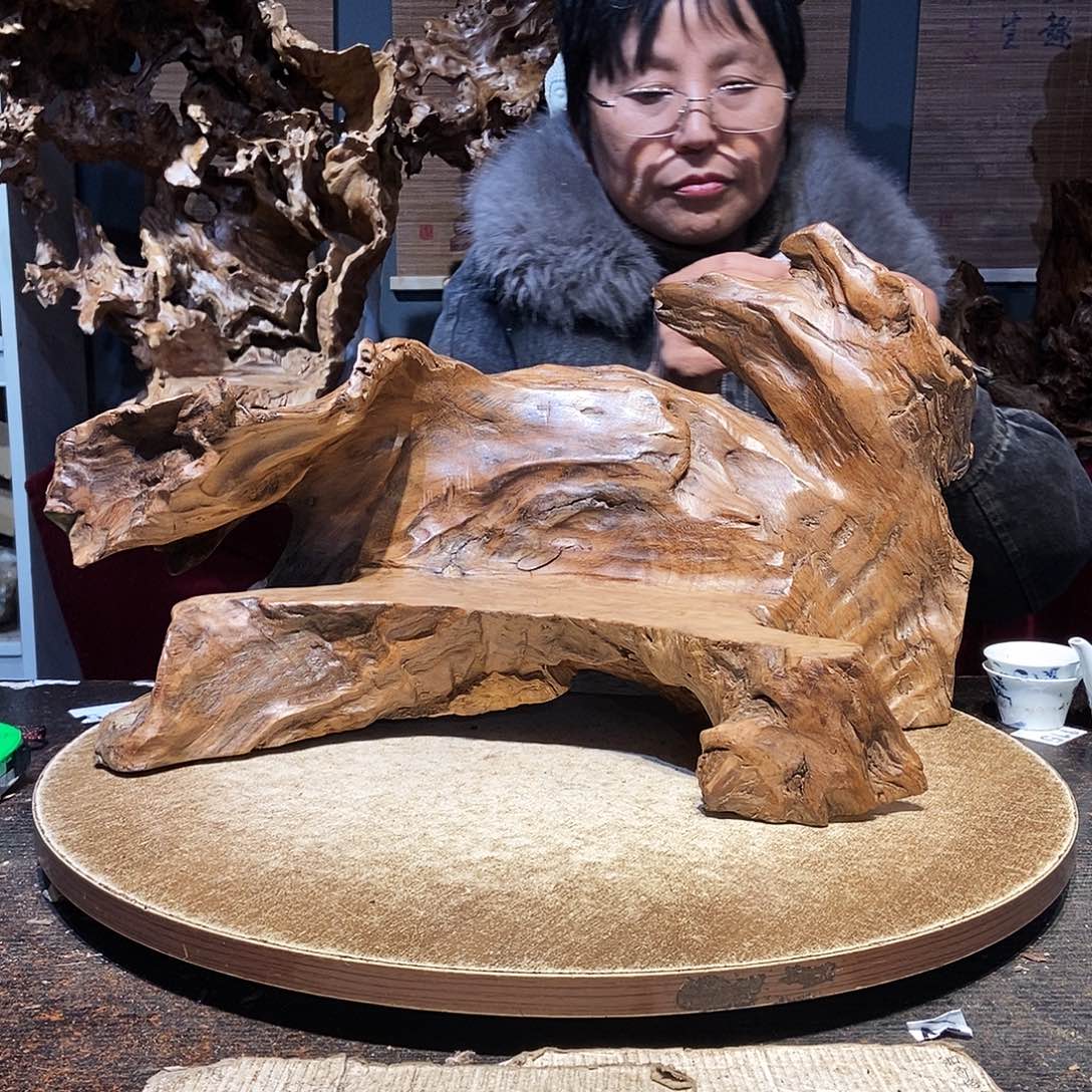 坤***哥345。株木随行根艺