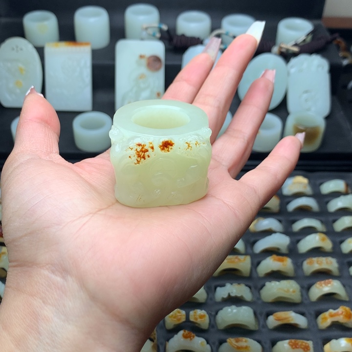 和田玉手链未镶嵌不****啥