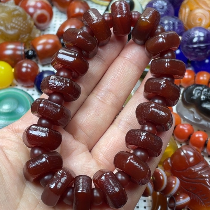 玛瑙/玉髓颈饰未镶嵌