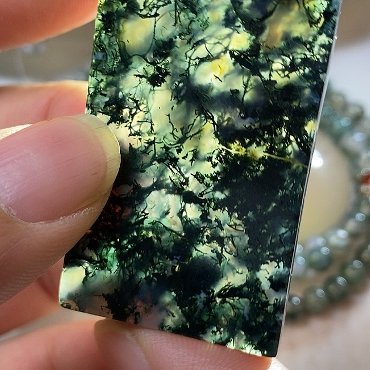 俊***饰玛瑙/玉髓未镶嵌吊坠(赠链)