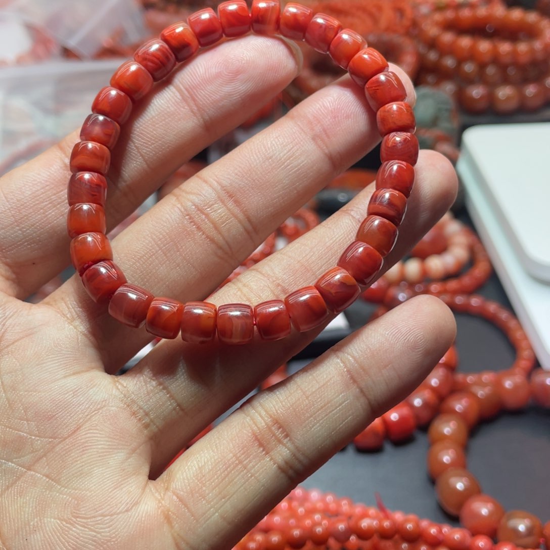 南红玛瑙手链未镶嵌