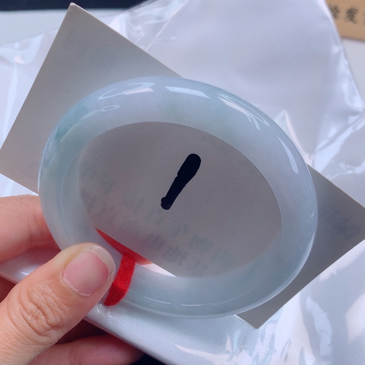 翡翠手镯未镶嵌高货微瑕