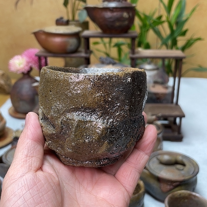 峰***骑森丁斋的引出黑好