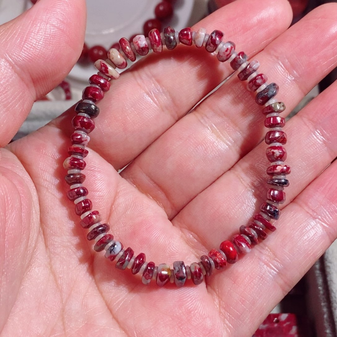 天然辰砂好**1原矿随形手串